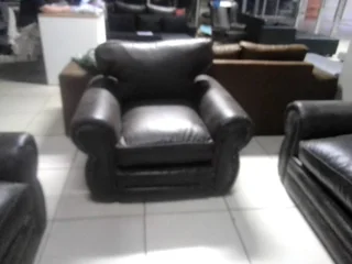 Dingaan Division Couch Dark Buffalo Suede