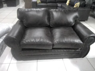 Dingaan Division Couch Dark Buffalo Suede