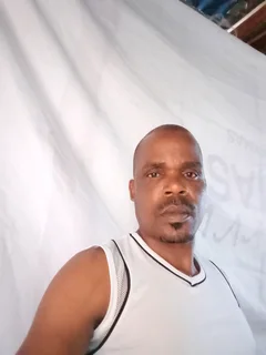 Am looking for a job