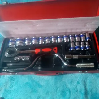 AIYI 24 Piece 1/2-Inch Socket Set in Red Metal Case AY187-015