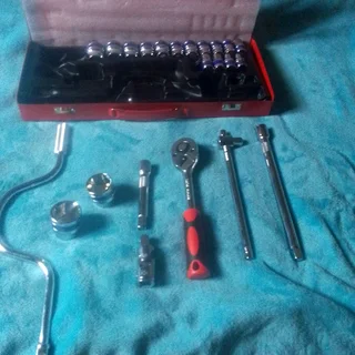 AIYI 24 Piece 1/2-Inch Socket Set in Red Metal Case AY187-015