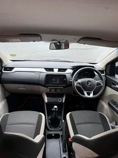 2022 Renault Triber 1.0 Dynamique