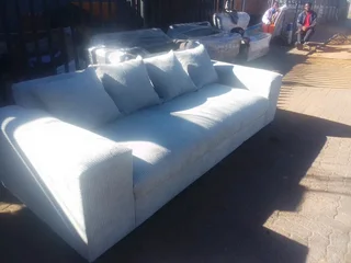 Sofas Manufacturers, Repairs ans Sells.