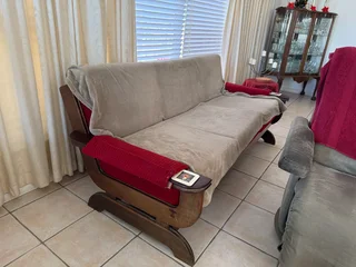 Couch - Ad posted by Edson4648