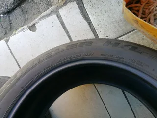 2x 235/55/R20 BRIDGESTONE DUELER H/L TYRES 95%THREAD LIFE CALL NATAL 0783564464