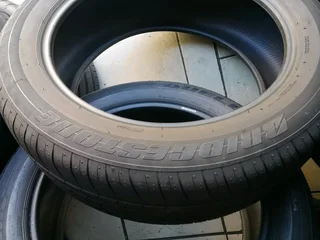 2x 235/55/R20 BRIDGESTONE DUELER H/L TYRES 95%THREAD LIFE CALL NATAL 0783564464