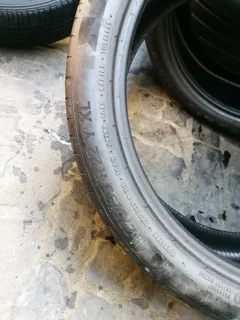 2x 275/35/R22 CONTINENTAL PREMIUM CONTACT 6 TYRES 95%THREAD LIFE CALL NATAL 0783564464