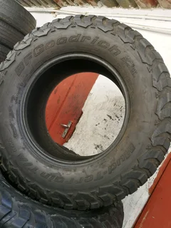 4x 285/70/R17 BF GOODRICH MUD-TERRAIN A/T HIGH PERFORMANCE TYRES CALL NATAL 0783564464 IS AVAILABLE