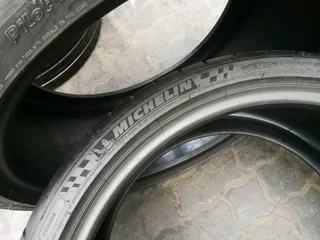 2x 285/30/R20 MICHELIN PILOT SPORT CUP 2 HIGH PERFORMANCE TYRES CALL NATAL 0783564464