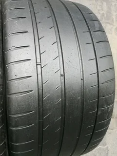 2x 255/30/R19 MICHELIN PILOT SPORT 4 S HIGH PERFORMANCE TYRES CALL NATAL 0783564464 IS AVAILABLE NOW