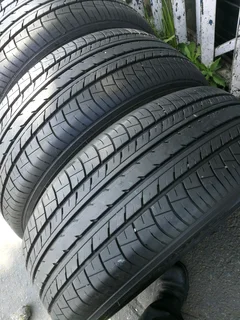 4x 215/55/R17 YOKOHAMA 95%THREAD LIFE CALL NATAL 0783564464 LAKE NEW TYRES