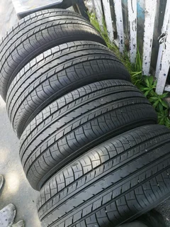 4x 215/55/R17 YOKOHAMA 95%THREAD LIFE CALL NATAL 0783564464 LAKE NEW TYRES