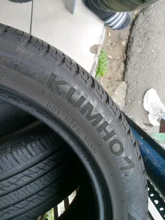 2x 245/45/R19 KUMHO TYRES 95%THREAD LIFE CALL NATAL 0783564464 IS AVAILABLE NOW