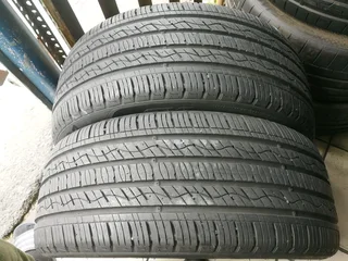 2x 245/45/R19 KUMHO TYRES 95%THREAD LIFE CALL NATAL 0783564464 IS AVAILABLE NOW