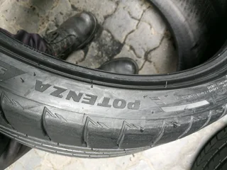 2x 235/35/R19 BRIDGESTONE POTENZA NORMAL TYRES 90%THREAD LIFE CALL NATAL 0783564464