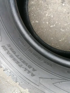 2x 265/60/R18 GOODYEAR WHARANGLER KEVLAR LIKE NEW TYRES CALL NATAL 0783564464