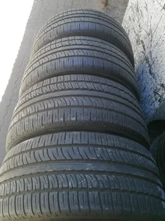 4x 295/40/r22 Pirelli Scorpion Zero 98%thread Life Like New Tyres Call Natal 0783564464