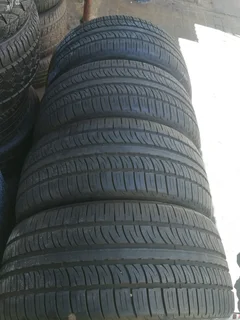 4x 295/40/R22 PIRELLI SCORPION ZERO 98%THREAD LIFE LIKE NEW TYRES CALL NATAL 0783564464