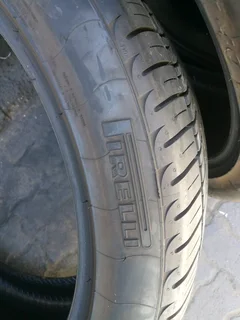 4x 295/40/R22 PIRELLI SCORPION ZERO 98%THREAD LIFE LIKE NEW TYRES CALL NATAL 0783564464