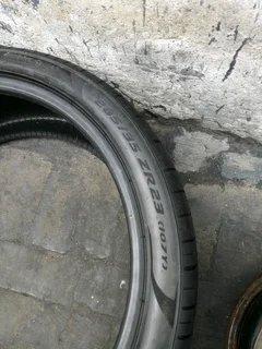 2x 285/35/R23 PIRELLI P ZERO NORMAL TYRES 98%THREAD LIFE LIKE NEW TYRES CALL NATAL 0783564464