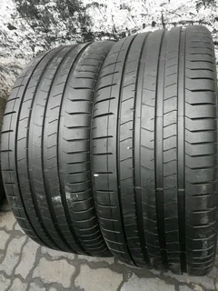 2x 285/35/R23 PIRELLI P ZERO NORMAL TYRES 98%THREAD LIFE LIKE NEW TYRES CALL NATAL 0783564464