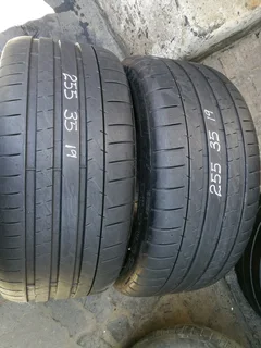 2x 255/35/r19 Michelin Pilot Super Sport Tyres Call Natal 0783564464 Is Available Now In Stock