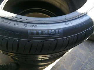 245/40/r18 Pirelli Cinturato P7 Runflat Tyres Call Natal 0783564464 We Do Denvery