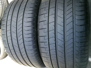 2x 285/45/r21 Pirelli P Zero Tyres 98%thread Life Call Natal 0783564464