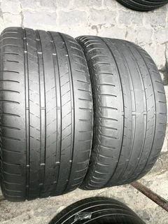 F30 Bmw Tyres 2x 255/35/r19 Bridgestone Alenza Runflat Tyres Call Natal 0783564464
