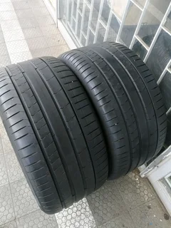 2x 315/35/r20 Pirelli P Zero Runflat Tyres Call Natal 0783564464 Is Available Now