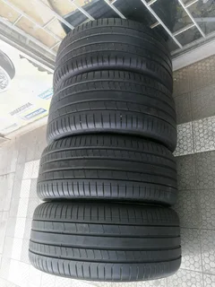 X5 X6 Bmw Tyres 4x 275/40/r20 And 315/35/r20 Pirelli P Zero Runflat Tyres Call Natal 0783564464