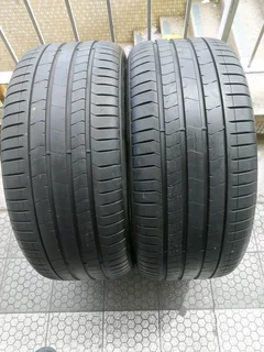 2x 275/40/r20 Pirelli P Zero Runflat Tyres Call Natal 0783564464 Is Available Now