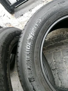 2x 235/60/R18 MICHELIN LATITUDE SPORT 3 TYRES 90%THREAD LIFE CALL NATAL 0783564464 IS AVAILABLE NOW