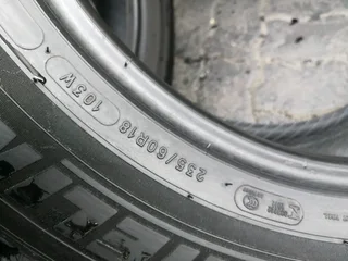 2x 235/60/R18 MICHELIN LATITUDE SPORT 3 TYRES 90%THREAD LIFE CALL NATAL 0783564464 IS AVAILABLE NOW