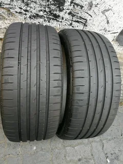 2x 235/40/R18 GOODYEAR EAGLE F1 NORMAL TYRES 90%THREAD LIFE CALL NATAL 0783564464 IS AVAILABLE NOW