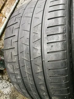 2x 315/30/R22 PIRELLI P ZERO NORMAL TYRES 98%THREAD LIFE CALL NATAL 0783564464