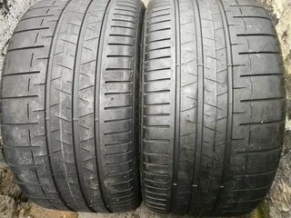 2x 315/30/R22 PIRELLI P ZERO NORMAL TYRES 98%THREAD LIFE CALL NATAL 0783564464