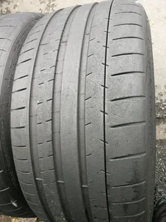 2x 265/30/R20 MICHELIN PILOT SUPER SPORT TYRES CALL NATAL 0783564464 IS AVAILABLE NOW