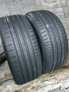 2x 245/45/R18 PIRELLI CINTURATO P7 NORMAL TYRES CALL NATAL 0783564464 IS AVAILABLE NOW