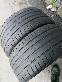 F30 Bmw Tyres 2x 255/35/r19 Bridgestone Turanza Runflat Tyres Call Natal 0783564464 Is Available Now