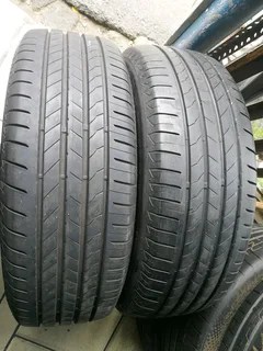 2x 225/65/r17 Bridgestone Alenza 95%thread Life Call Natal 0783564464 Is Available Now