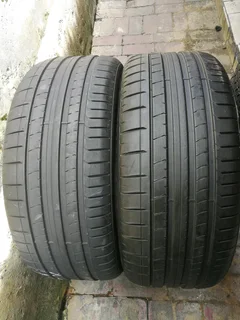 2x 285/45/R20 PIRELLI P ZERO 95%THREAD LIFE CALL NATAL 0783564464