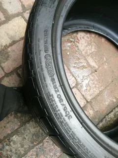 2x 305/30/R19 MICHELIN PILOT SPORT TYRES 95%THREAD LIFE CALL NATAL 0783564464 IS AVAILABLE NOW