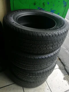 4x 265/60 /r18 Continental Cross Contact Tyres 95%thread Life Call Natal 0783564464 Is Available Now