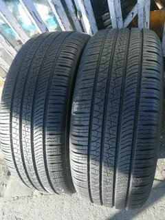2x 235/50/R20 PIRELLI SCORPION ZERO 98%THREAD LIFE CALL NATAL 0783564464 IS AVAILABLE NOW