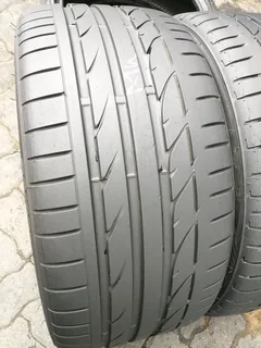 2x 255/35/R19 BRIDGESTONE POTENZA RUNFLAT 85%TREAD LIFE CALL NATAL 0783564464 IS AVAILABLE NOW