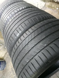 4x 295/40/R20 MICHELIN LATITUDE SPORT 3 TYRES 95%THREAD LIFE CALL NATAL 0783564464