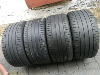 4x 295/40/R20 MICHELIN LATITUDE SPORT 3 TYRES 95%THREAD LIFE CALL NATAL 0783564464