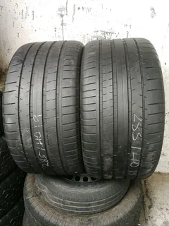 2x 285/40/R19 MICHELIN PILOT SUPER SPORT TYRES 95%THREAD LIFE CALL NATAL 0783564464