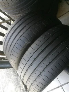 2x 255/45/R19 MICHELIN PILOT SUPER SPORT TYRES CALL NATAL 0783564464 IS AVAILABLE NOW